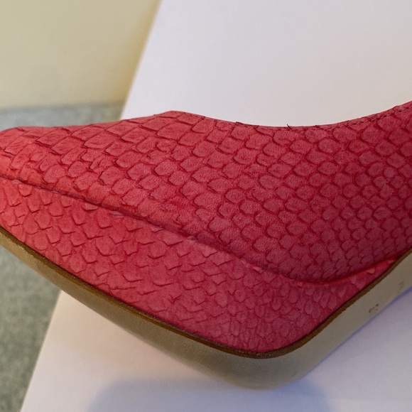 BNIB Miss Dior Peep Toe Pump - Picture 11 of 13